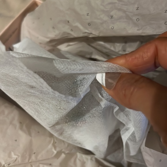 💓New Listing💓 BCBGeneration Crystal Embellished Sandal size 8.5  FIRM PRICE 😊 - Picture 6 of 9